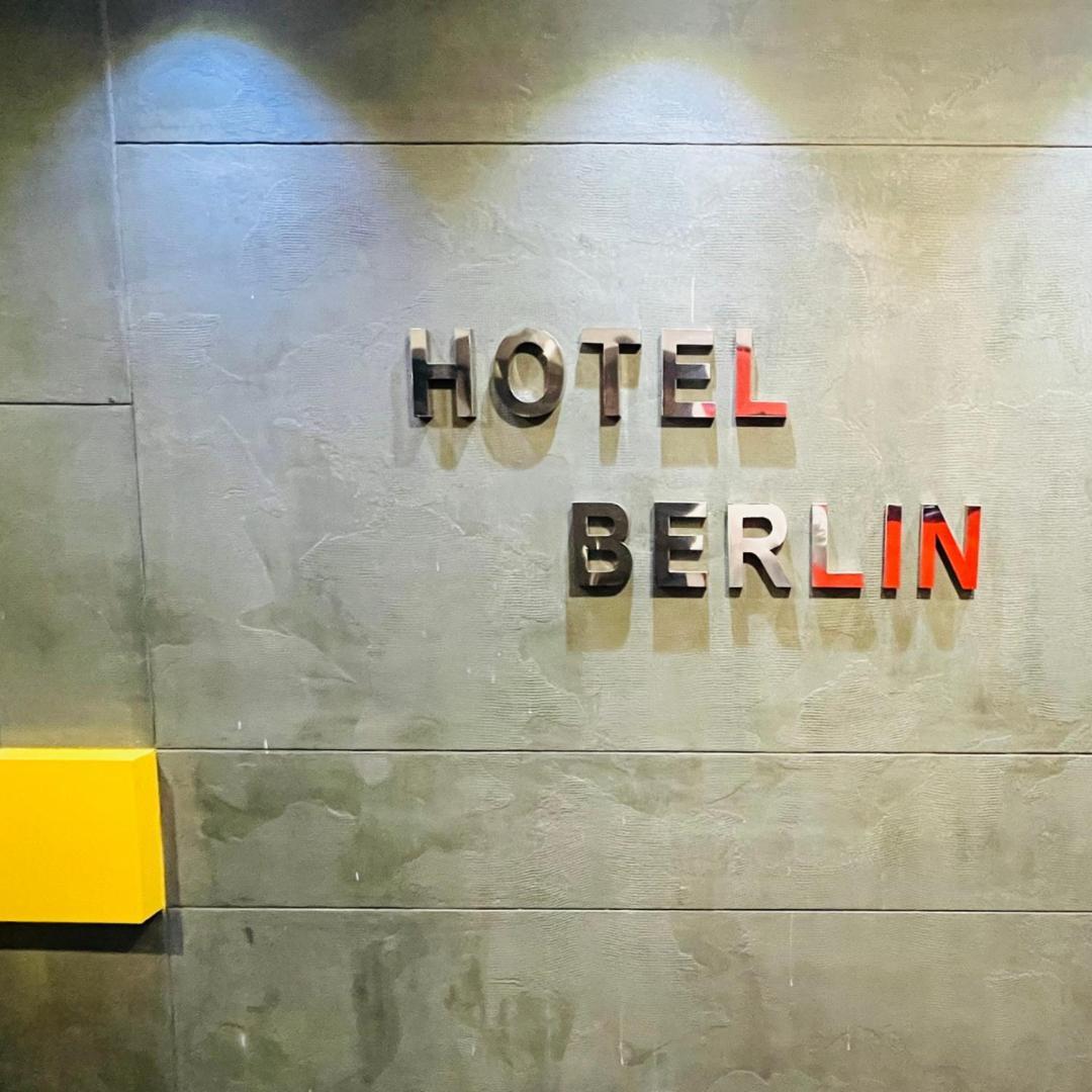 The Berlin Hotel Gandhinagar Exterior photo